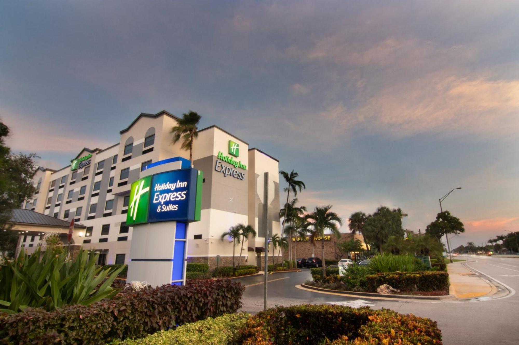 Holiday Inn Express And Suites Fort Lauderdale Airport West By Ihg Davie Ngoại thất bức ảnh