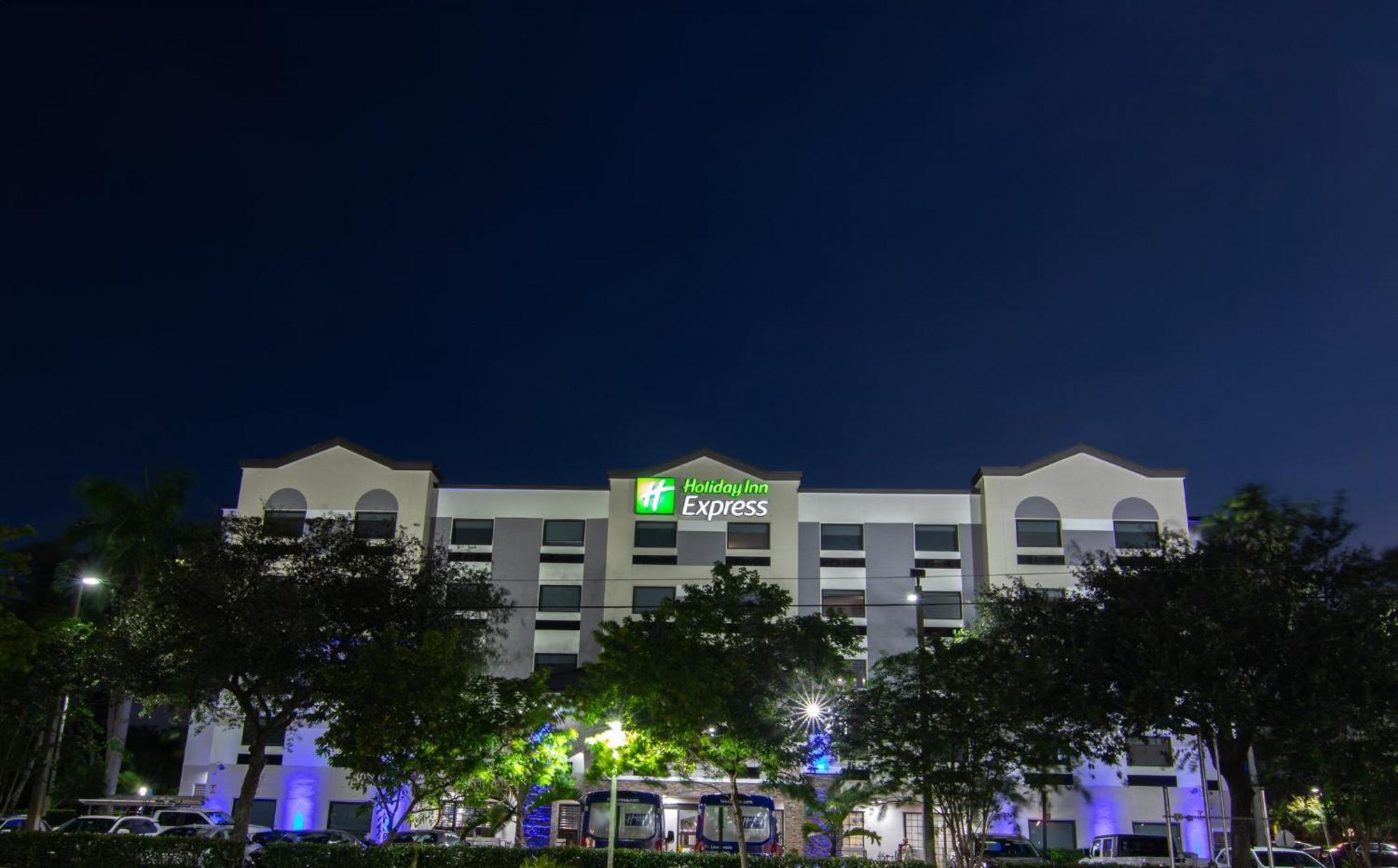 Holiday Inn Express And Suites Fort Lauderdale Airport West By Ihg Davie Ngoại thất bức ảnh