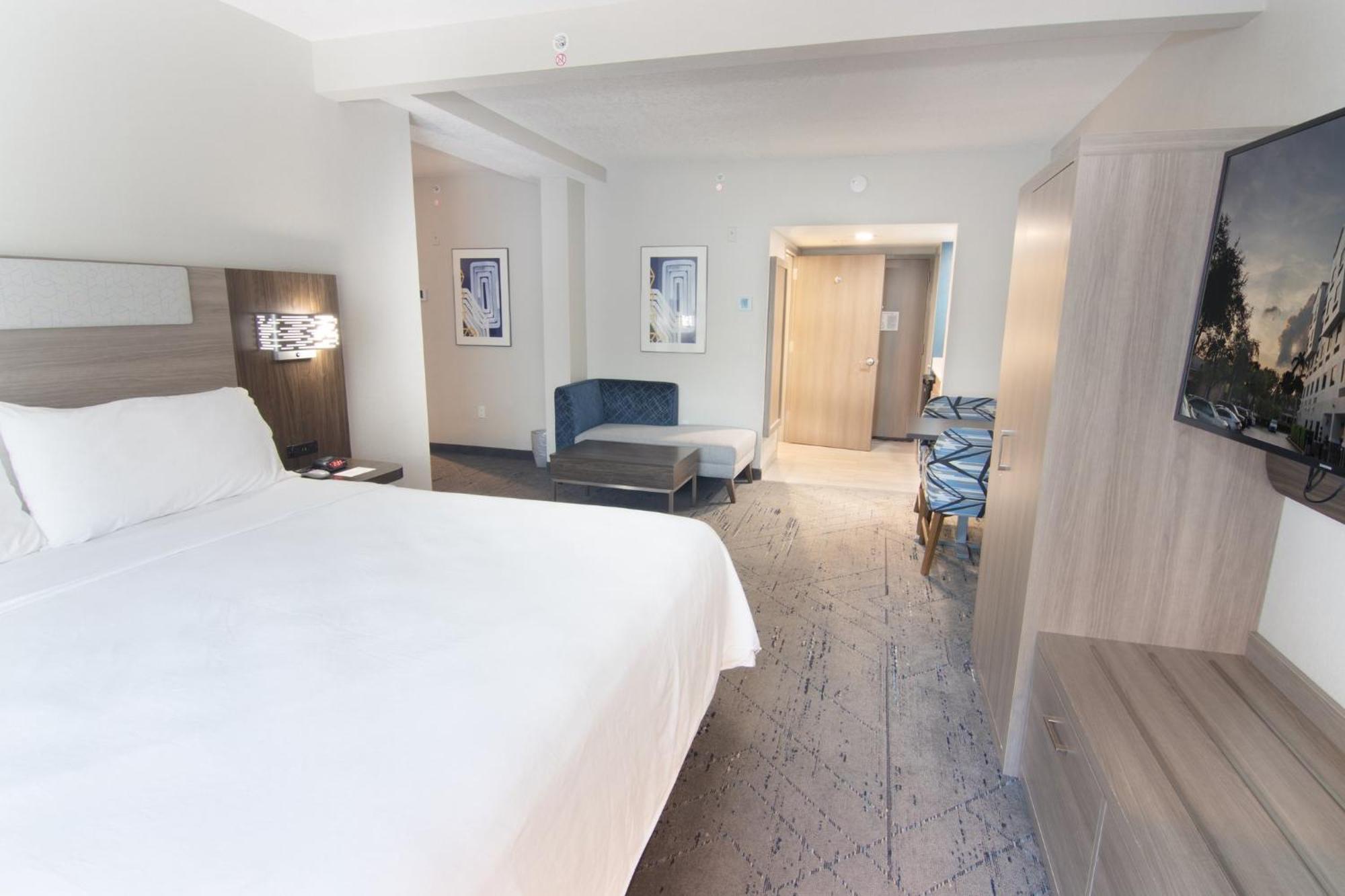 Holiday Inn Express And Suites Fort Lauderdale Airport West By Ihg Davie Ngoại thất bức ảnh