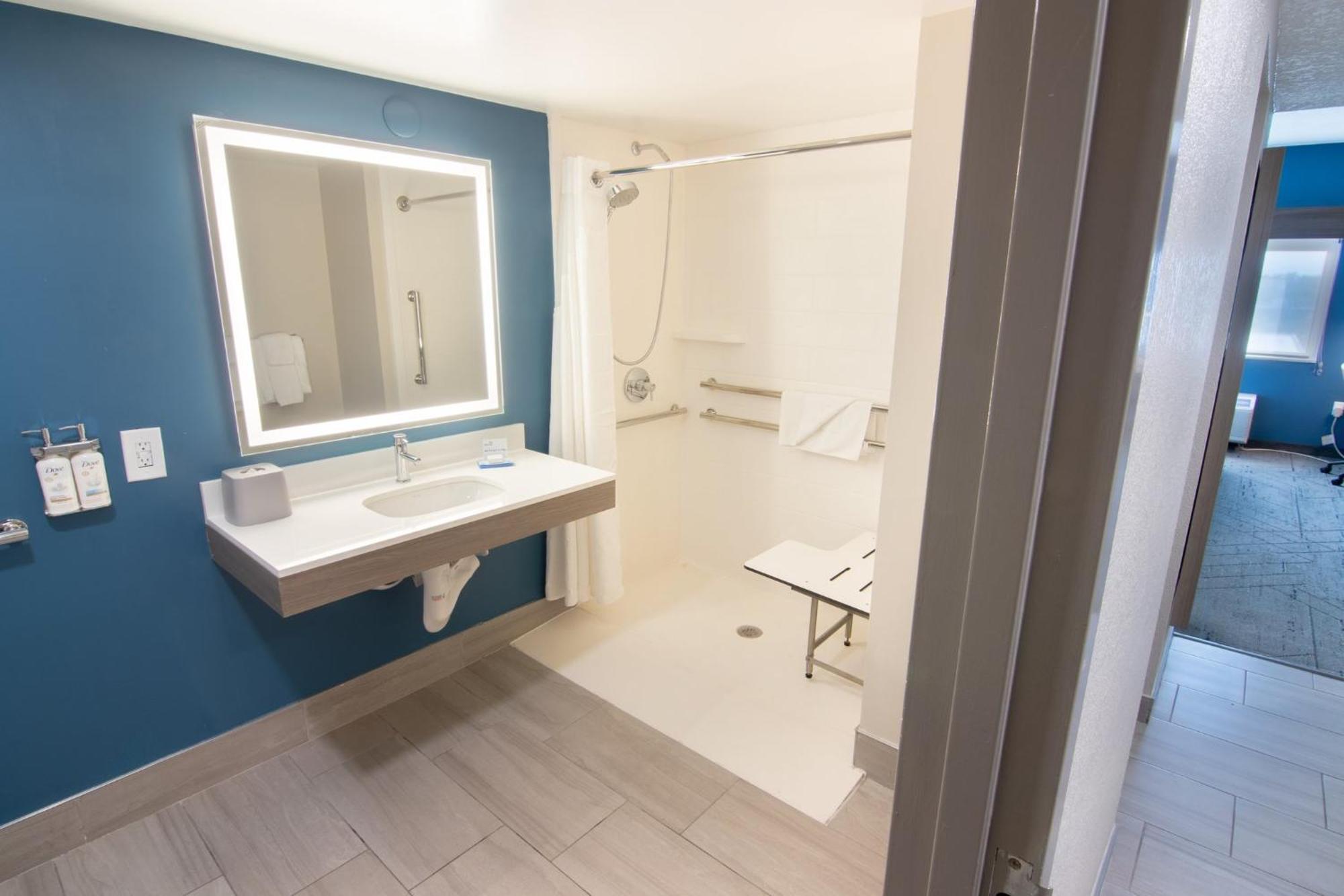 Holiday Inn Express And Suites Fort Lauderdale Airport West By Ihg Davie Ngoại thất bức ảnh