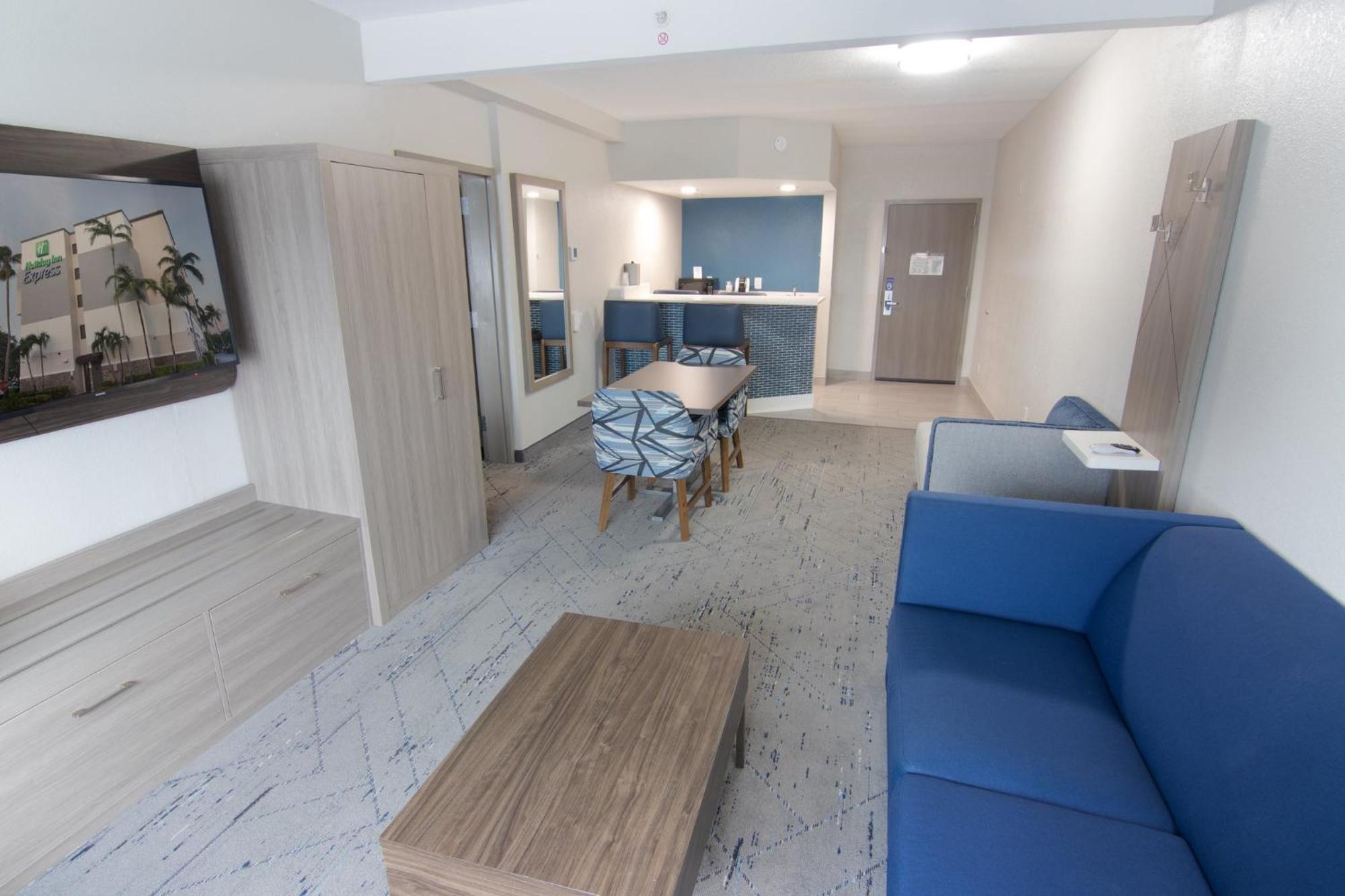 Holiday Inn Express And Suites Fort Lauderdale Airport West By Ihg Davie Ngoại thất bức ảnh