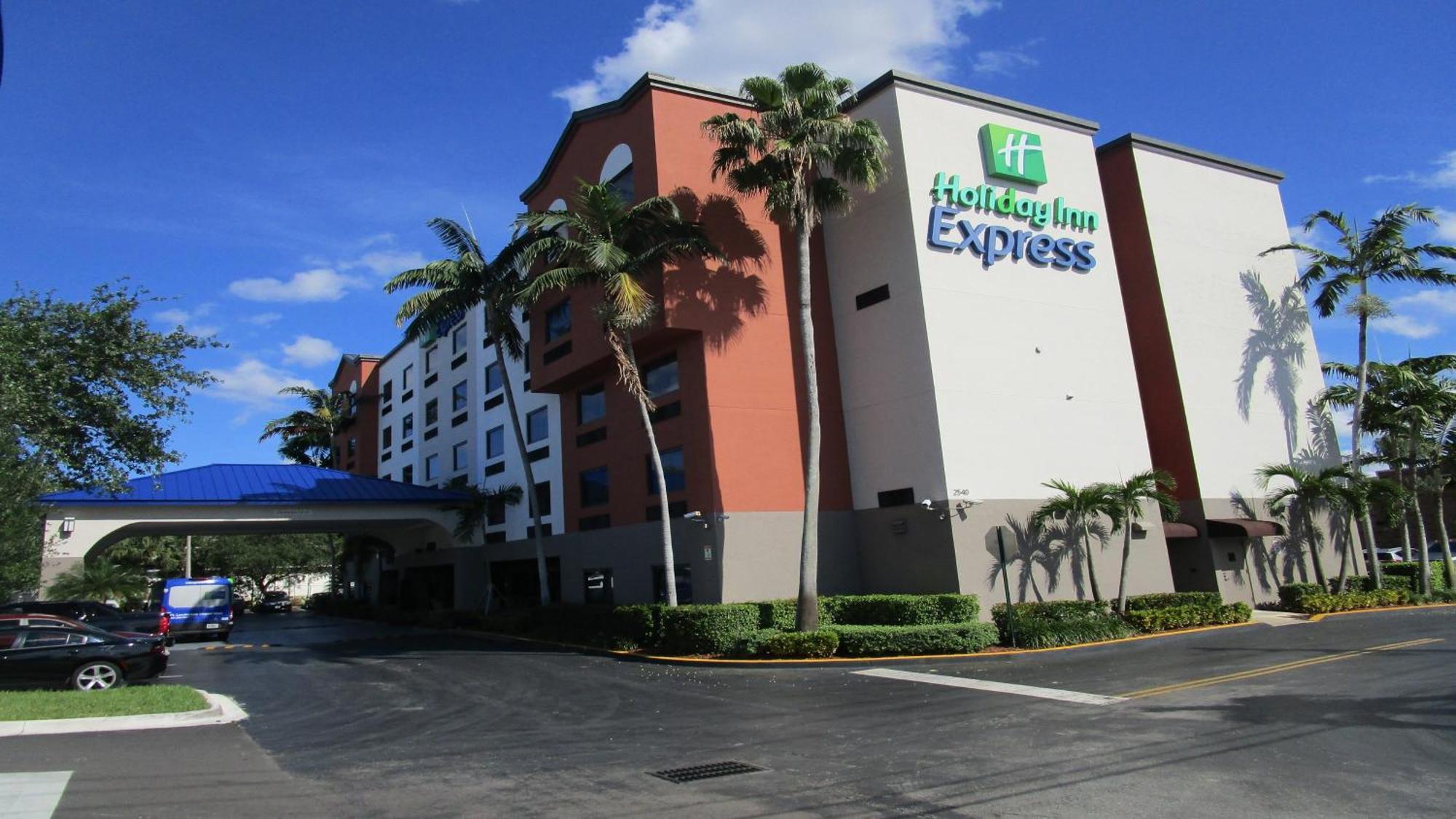 Holiday Inn Express And Suites Fort Lauderdale Airport West By Ihg Davie Ngoại thất bức ảnh